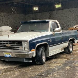 Meet your Posher, Andres